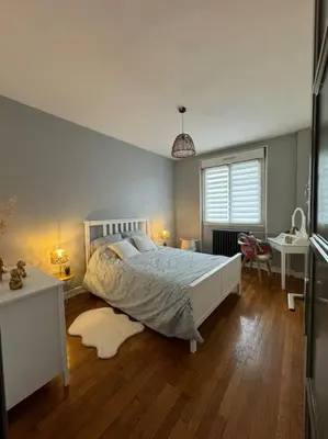 Un ou plusieurs lits dans un hébergement de l'établissement Constantine Suits 21 - Appartement 4 personnes Dijon centre