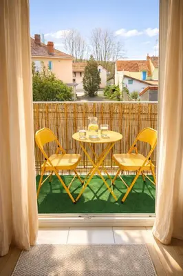 Balcon ou terrasse dans l'établissement Le Twins - Appartement de charme à Digoin