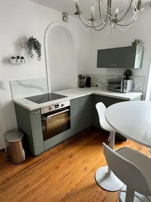Cuisine ou kitchenette dans l'établissement Appartement T2 plein centre