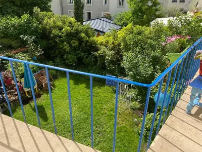 Jardin de l'établissement Haut de jardin dans une maison