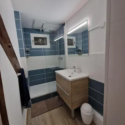 Salle de bains dans l'établissement Studio Rue Carnot Le St Pierre