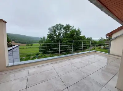 Vue générale sur la montagne ou vue sur la montagne depuis l'appartement