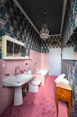 Salle de bains dans l'établissement Les Croisettes