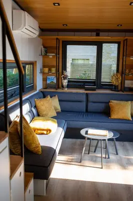 Coin salon dans l'établissement Tiny House Ti Nid 4 étoiles