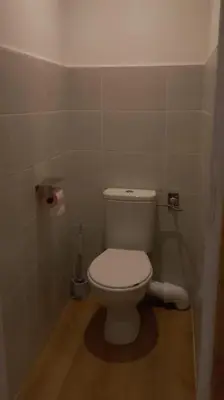 Salle de bains dans l'établissement Chez Flo