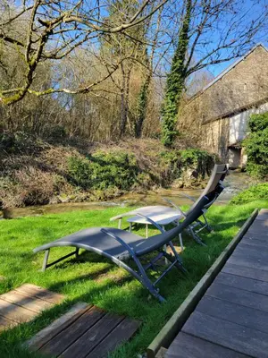 Paysage naturel près de la tente de luxe