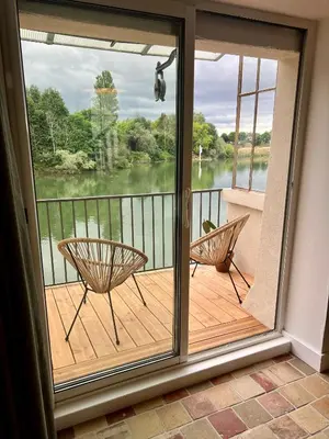 Vue sur la rivière ou le fleuve situé(e) à proximité de la maison de vacances