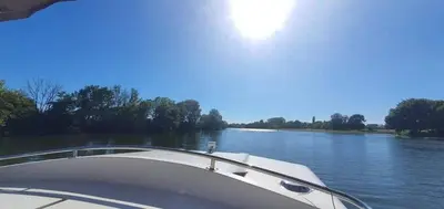 Paysage naturel près de le bateau