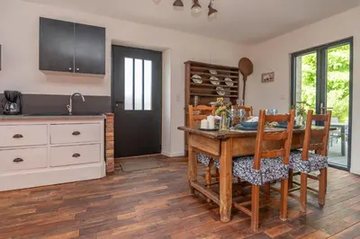Cuisine ou kitchenette dans l'établissement L'appartement de Marie - Appt avec terrasse