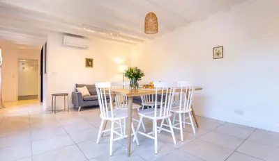 Coin salon dans l'établissement Grand Duplex avec Spa et Parking privé- 8 personnes