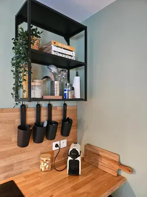 Cuisine ou kitchenette dans l'établissement Hippolyte - Magnifique appartement en centre-ville