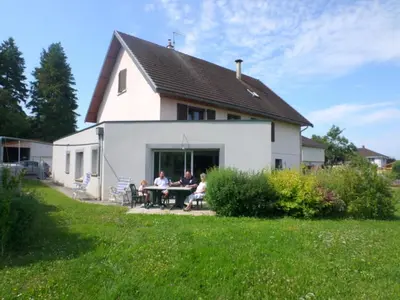 Jardin de l'établissement Gîte La Meule climatisé