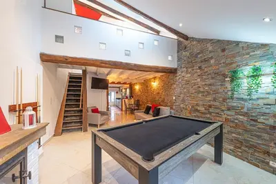 Plan de l'établissement Strike & Chill - Duplex - Au Cœur de Dijon