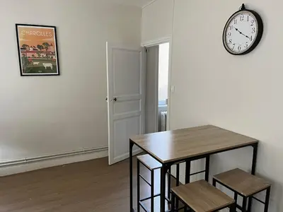 Plan de l'établissement Appartement centre ville Charolles