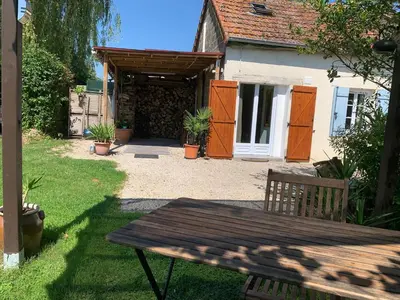 Jardin de l'établissement Studio à 15mn de Beaune