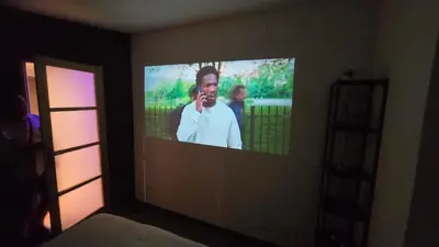 Télévision ou salle de divertissement dans l'établissement ARKANA, appartement avec 2 places de parking