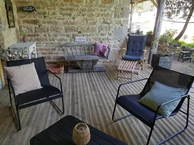 Coin salon dans l'établissement Le Chateau