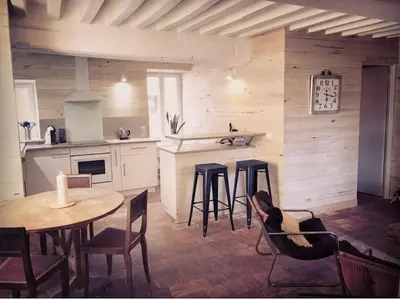 Cuisine ou kitchenette dans l'établissement La Petite Maison