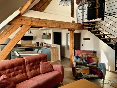 Cuisine ou kitchenette dans l'établissement La Faran'dole - Confortable duplex