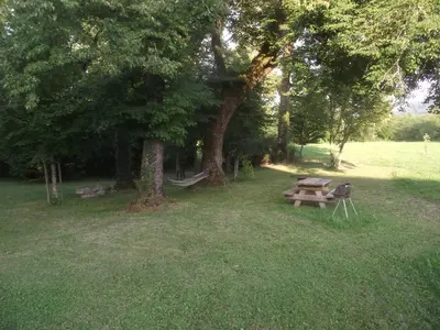 Jardin de l'établissement La tourelle d'Aiglepierre