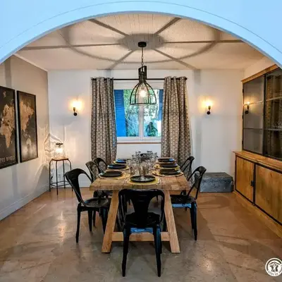 La Maison Bleue