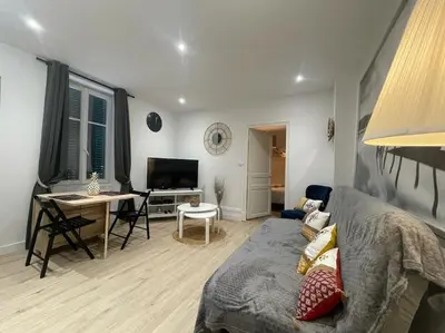 Plan de l'établissement Appartement neuf chic urbain