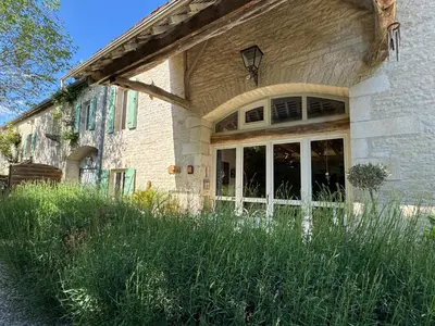 Jardin de l'établissement Domaine Les Belles Fontaines