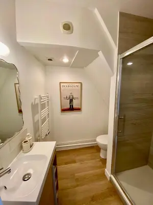 Salle de bains dans l'établissement Le Petit Clos au coeur de Puligny-Montrachet