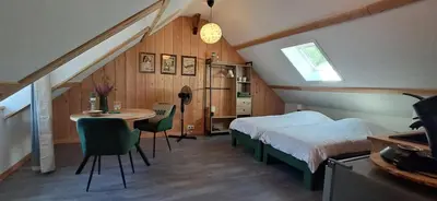 Un ou plusieurs lits dans un hébergement de l'établissement L' Ancienne Ecole du Morvan
