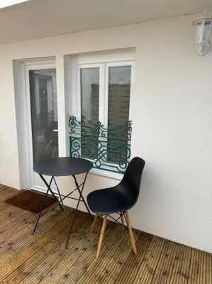 Plan de l'établissement Bel appartement rez-de-chaussée
