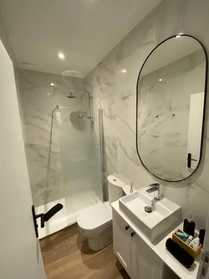 Salle de bains dans l'établissement La parenthèse T2 tout neuf moderne et chaleureux