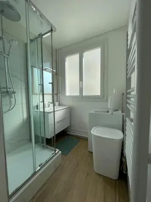 Salle de bains dans l'établissement Échappée urbaine