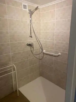Salle de bains dans l'établissement Au calme