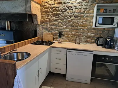Cuisine ou kitchenette dans l'établissement La Maison des Renouillers