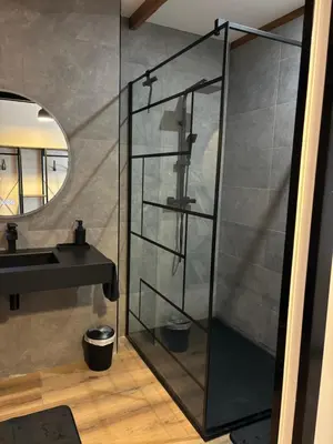 Salle de bains dans l'établissement La Tannerie des Spaens