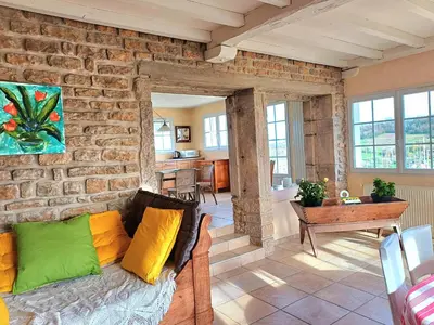 Coin salon dans l'établissement Le Petit Château