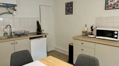 Cuisine ou kitchenette dans l'établissement L'écrin Autunois
