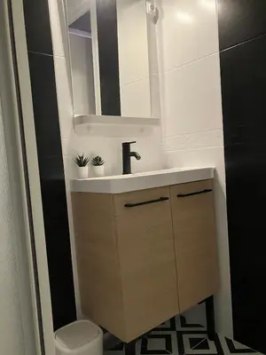 Salle de bains dans l'établissement Cosy T2 centre-ville