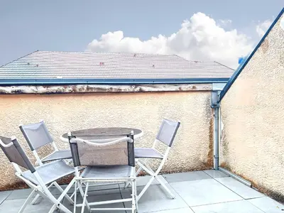 Plan de l'établissement T2 23m2 Confort calme Centre ville Paray app 408