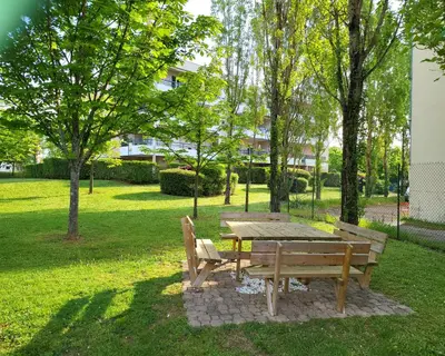 Jardin de l'établissement La Résidence des Poètes