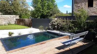 Piscine de l'établissement Charm'en Maranges ou située à proximité