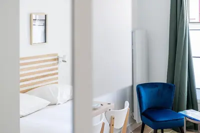 Coin salon dans l'établissement Le Hardi
