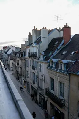 Quartier de l'appartement ou autre quartier proche