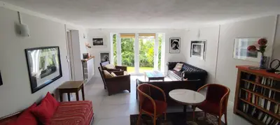 Coin salon dans l'établissement Chambre Swingy - Gîte les Zazous