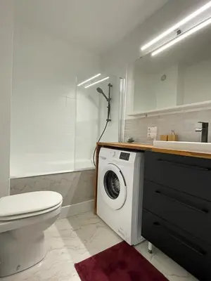 Salle de bains dans l'établissement Le Pinot - Centre-ville - Gare à 5 mn