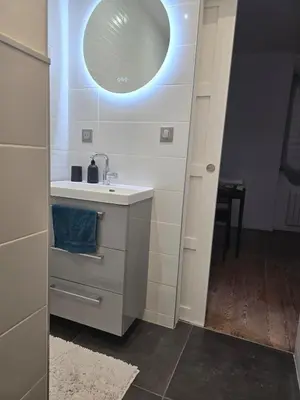 Plan de l'établissement Beau studio proche gare à Dijon