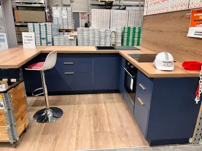 Cuisine ou kitchenette dans l'établissement Au petit prince