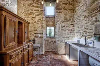 Cuisine ou kitchenette dans l'établissement Kasteliades, Château de Burnand