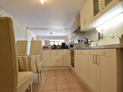 Cuisine ou kitchenette dans l'établissement Vacation Home in France with Pool