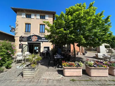 Jardin de l'établissement Douce Escapade à Chaintré